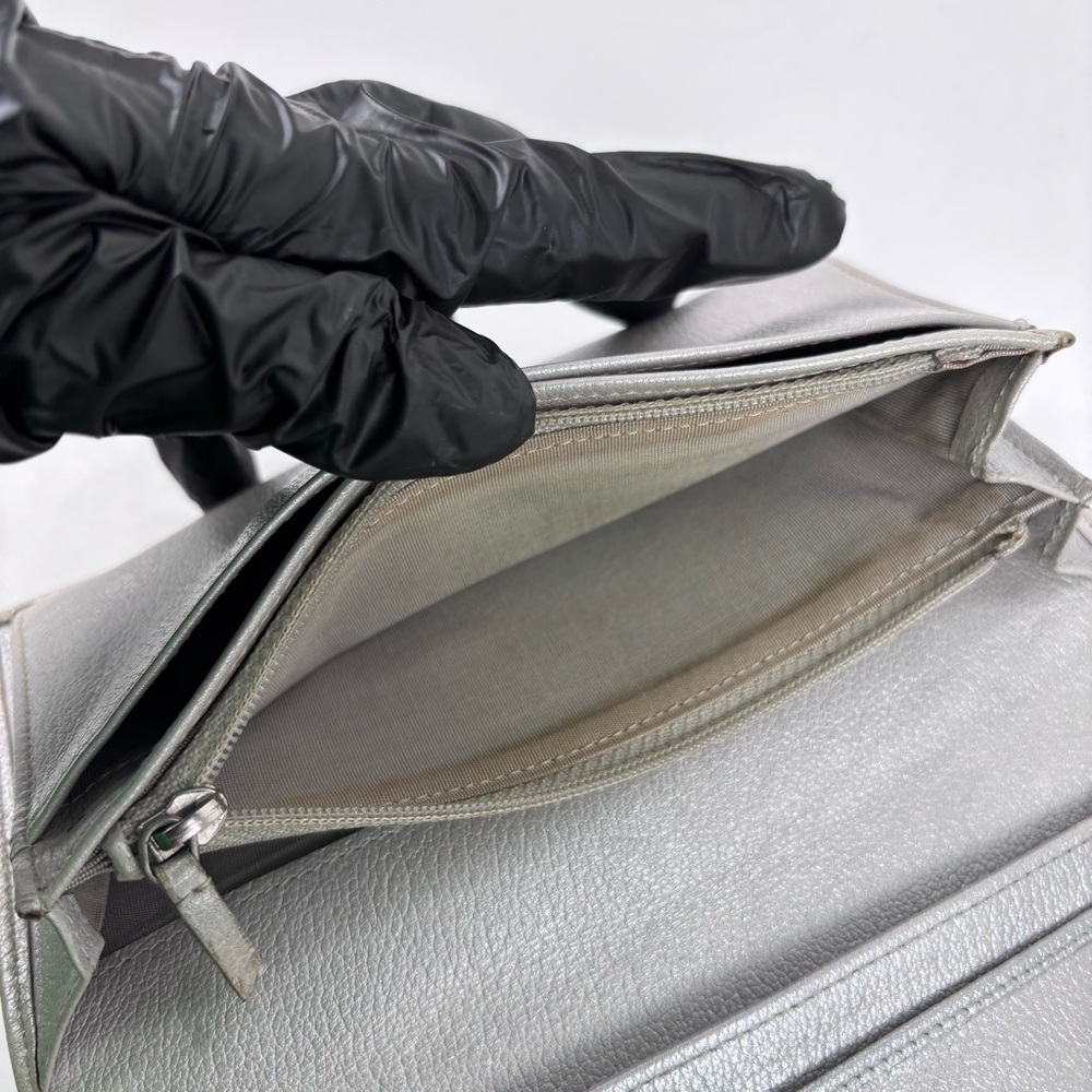 Authentic Chanel Camellia Long Wallet Silver Leather Painted Exterior Bifold - Picture 10 of 13